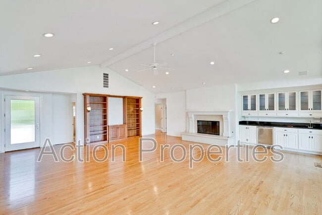 Photo - 15350 Norton Rd