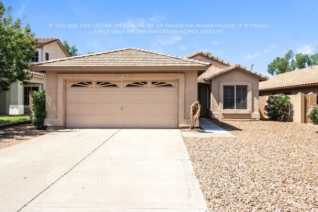 Photo - 898 S Silverado St House