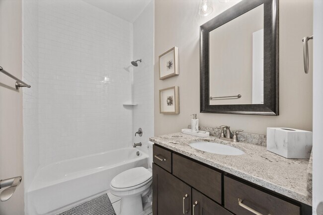 Photo - 107 Poydras St