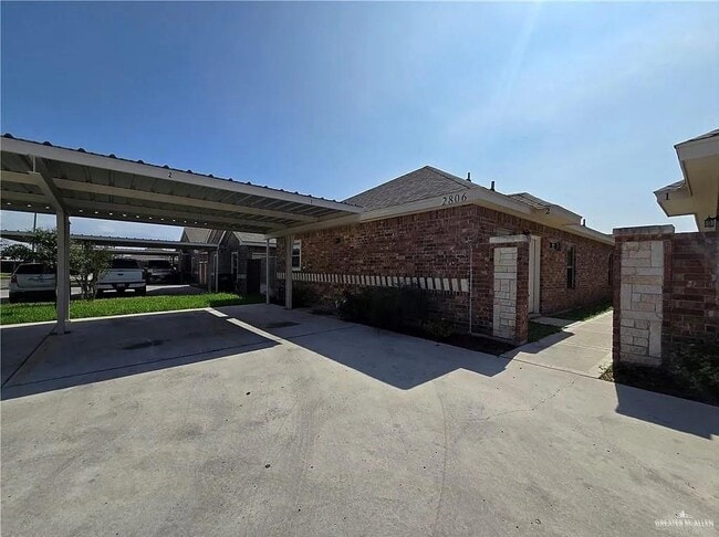 Building Photo - 2806 E Eisenhower Ave Unit 2 Rental