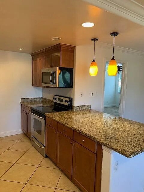 Photo - 208 Woodland Pkwy