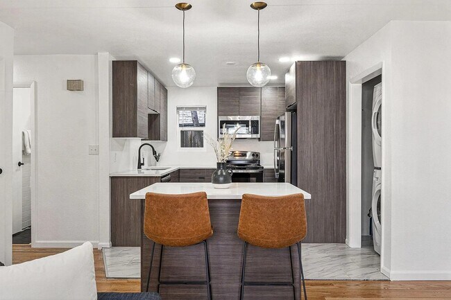 1228 Jay St