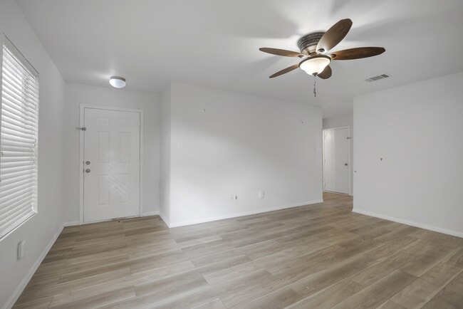 Photo - 903 Haynes Dr