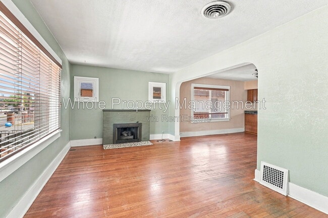 Photo - 3044 W Clyde Pl