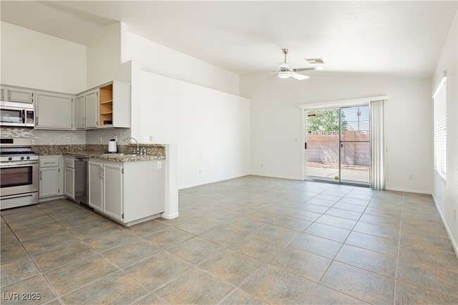 Building Photo - 204 Zenith Point Ave Rental