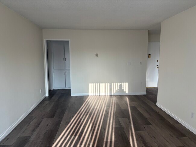 Photo - 11010 Rose Ave Unit 202