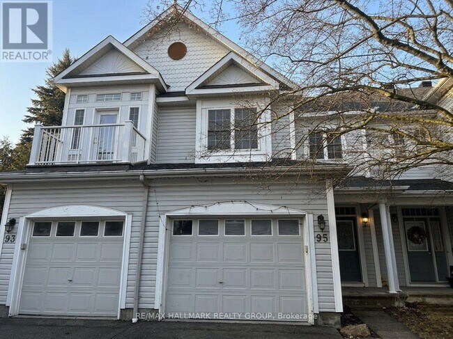 Photo - 95 Hemlo Crescent