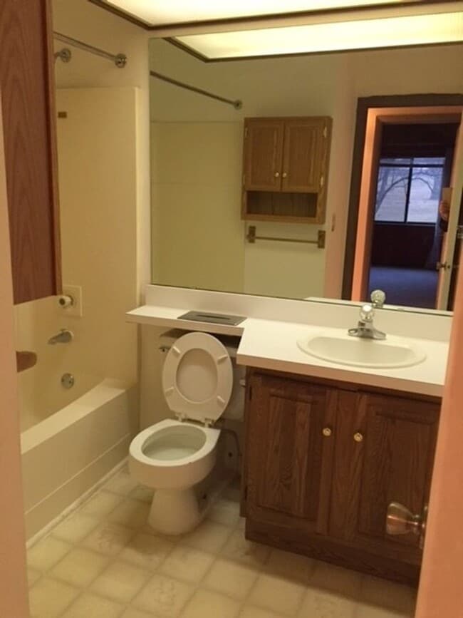 Photo - Amite condo available August!