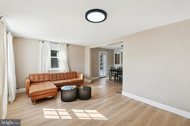 Photo - 614 Wises Mill Rd