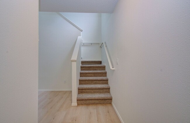 Photo - Beautiful Townhome- 3 Bedrooms