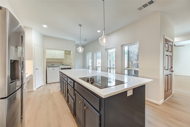 Photo - 14207 Stokesmount Dr