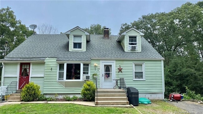 Building Photo - 110 Lake Rd