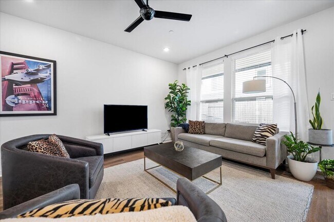 Photo - 2600 Gattis School Rd Unit 105