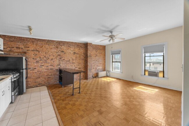 218 Newark Ave