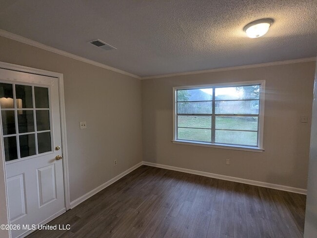 Photo - 5550 Winterwood Dr