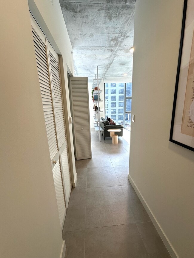 Photo - 370 NW 33rd St