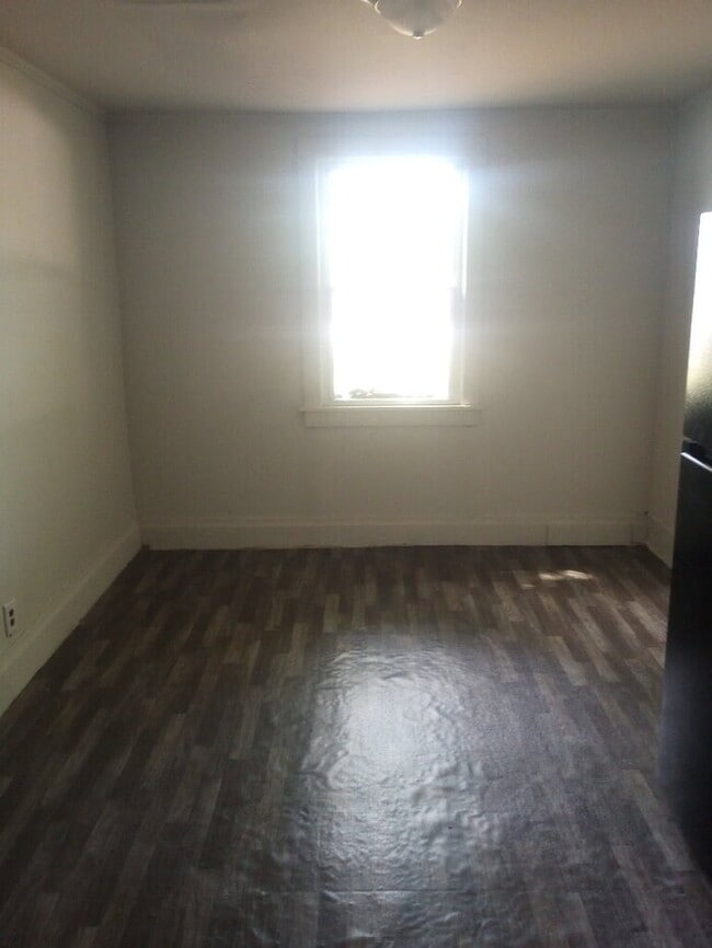 Photo - 1 bedroom 1 bathroom duplex in Clinton