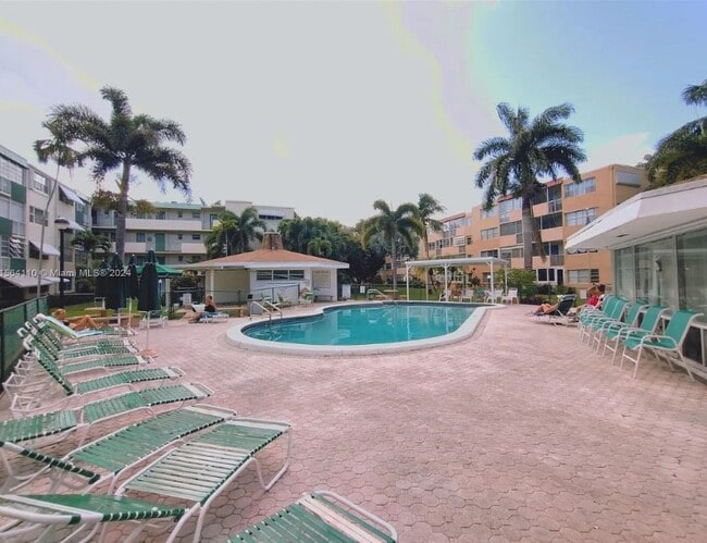 Photo - 1333 E Hallandale Beach Blvd Unit 302 Bldg April Breeze
