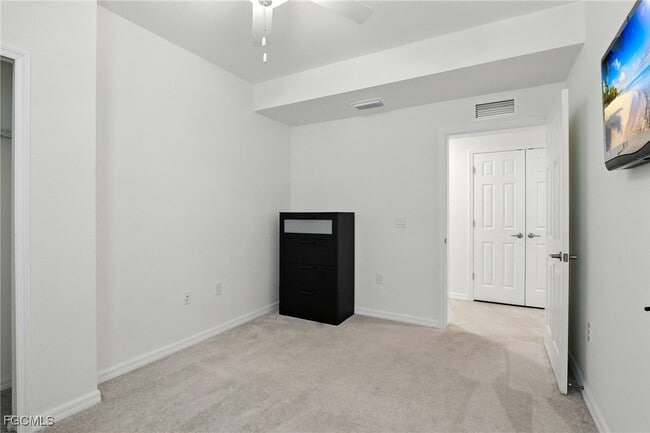 Building Photo - 12039 Hawthorn Lake Dr Unit 102 Rental