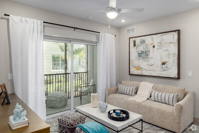3BR, 2BA - 1,100SF - Living Room - Azalea Park