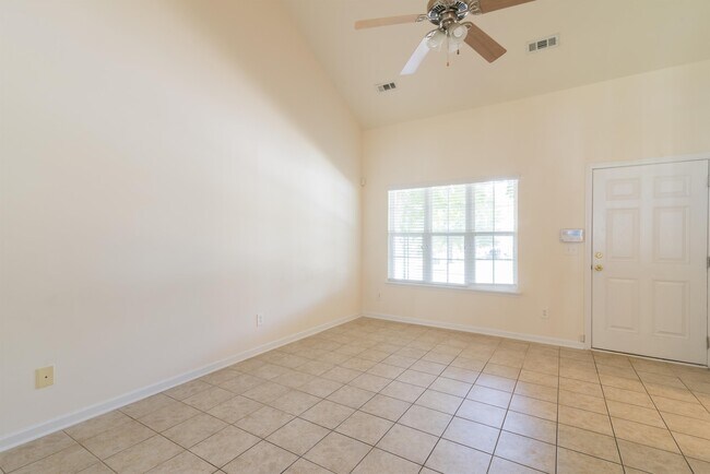 Photo - 11014 Derryrush Ave