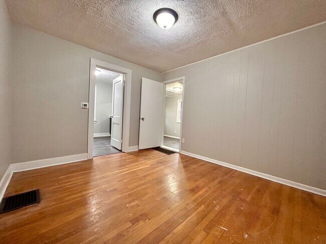 Photo - Three Bedroom Single Family Home - Southeast Grand Rapids