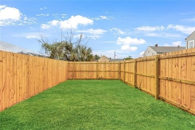 Photo - 1662 N Tonti St