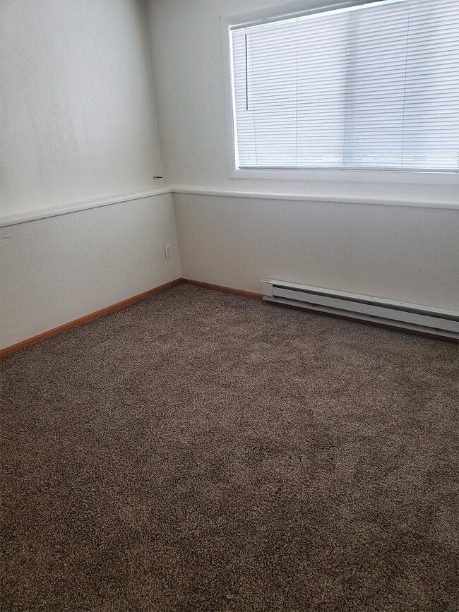 920 E 26th St Unit 2