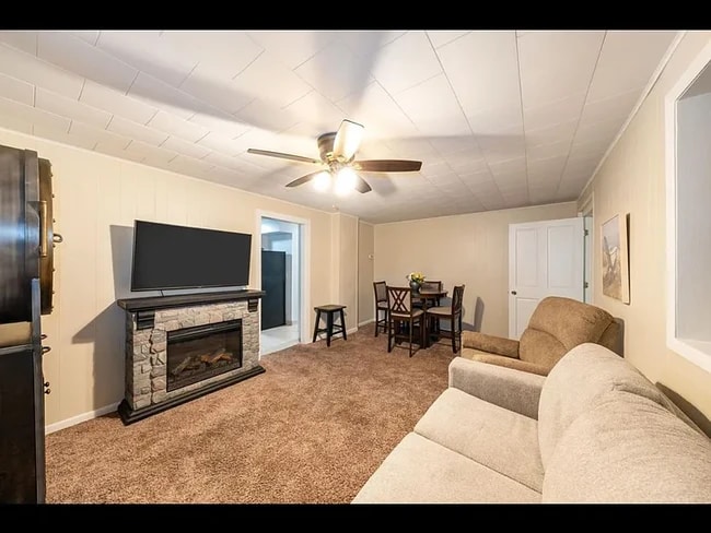 Photo - 234 N Hamilton St