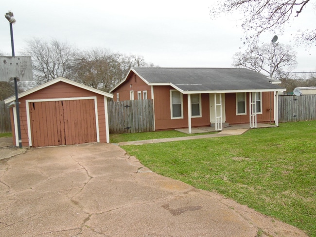 Photo - 118 Robinson Rd