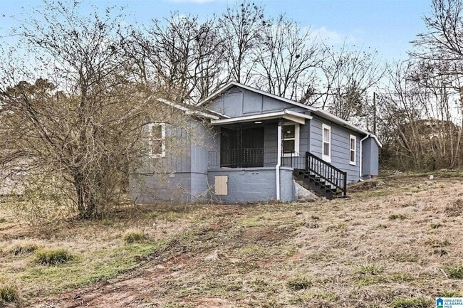 Photo - 3640 Wenonah Rd SW