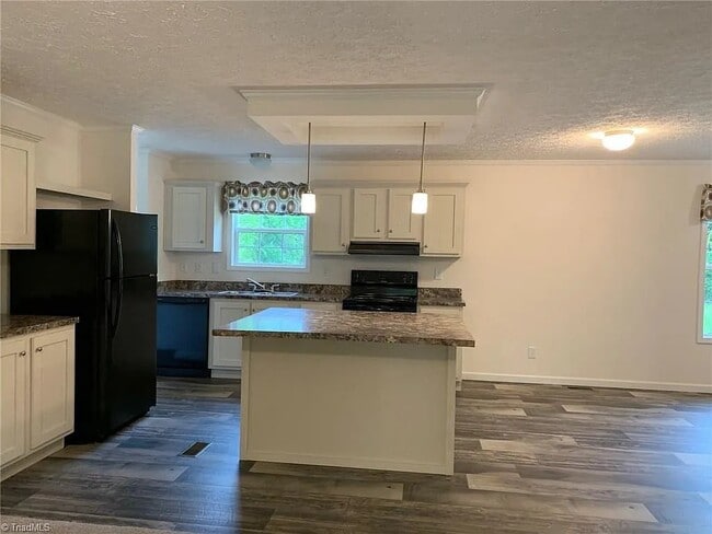 Photo - 3735 Oakwood Dr