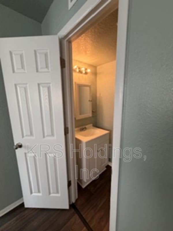 Photo - 4317 Newsome Dr