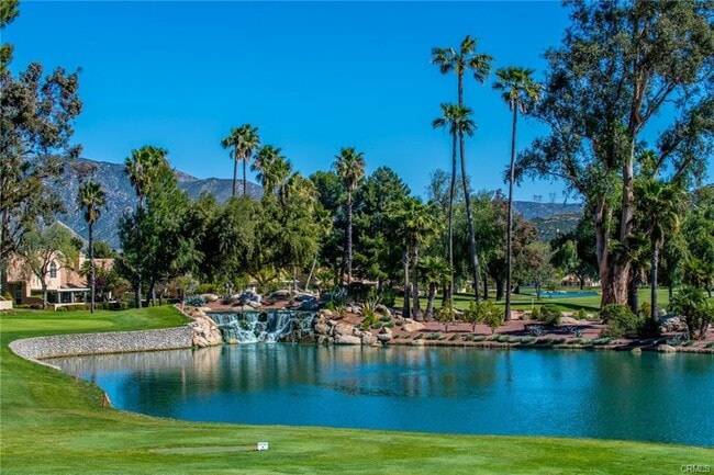 Photo - 5001 Rolling Hills Ave