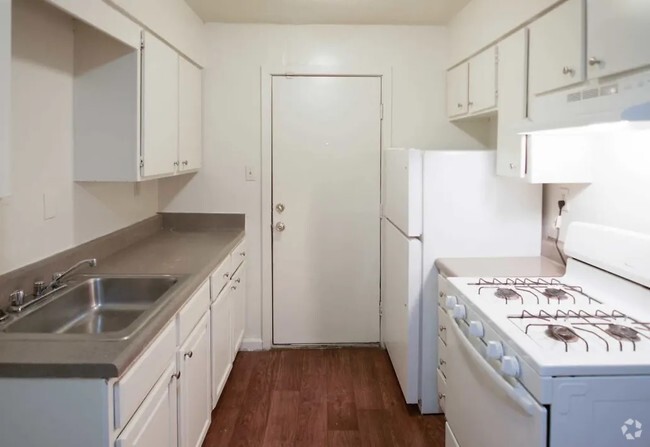 Building Photo - Barron Court Rental
