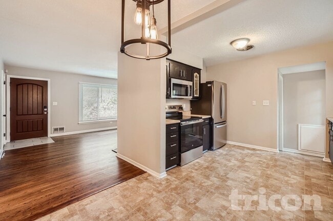 Photo - 4020 Nevada Ave N