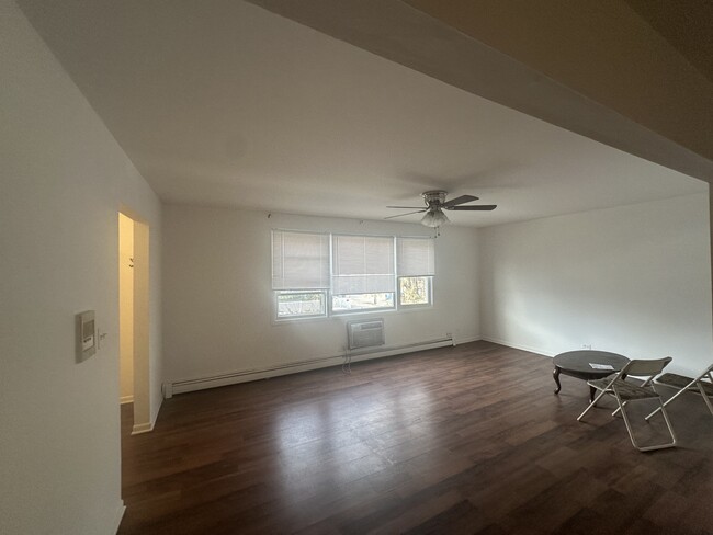 Photo - 7207 N Greenview Ave Condominio Unidad 2C