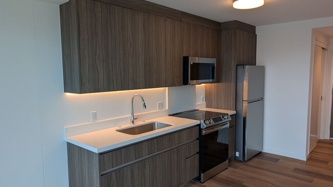 Photo - The Park on Keeaumoku brand new studio apa... Unit 1910R