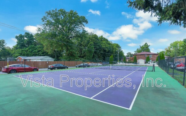 Photo - 737 N Hite Ave Unit 5