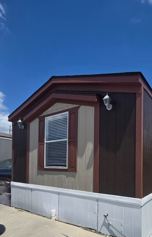 Building Photo - 1120 N Vista Dr Rental