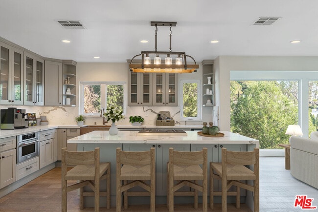 Photo - 2370 San Marco Dr