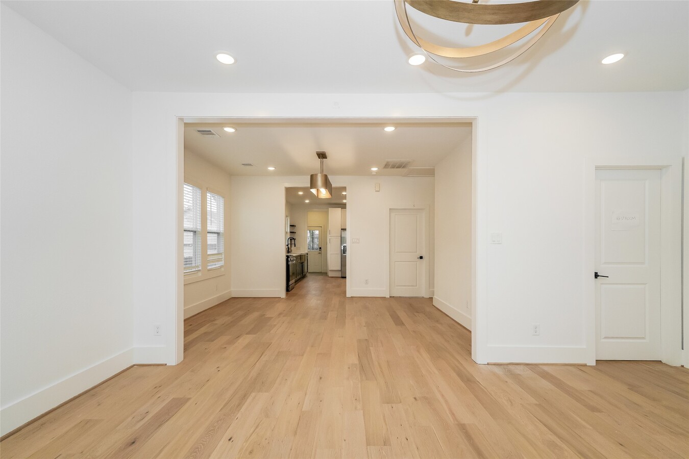 Photo - 231 Grace St