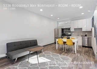5336 Roosevelt Way NE Unidad ROOM