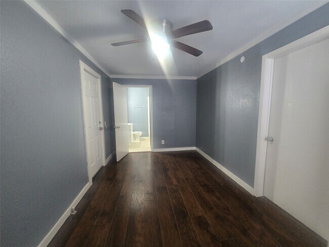 Photo - 4902 FM1765 Unit g