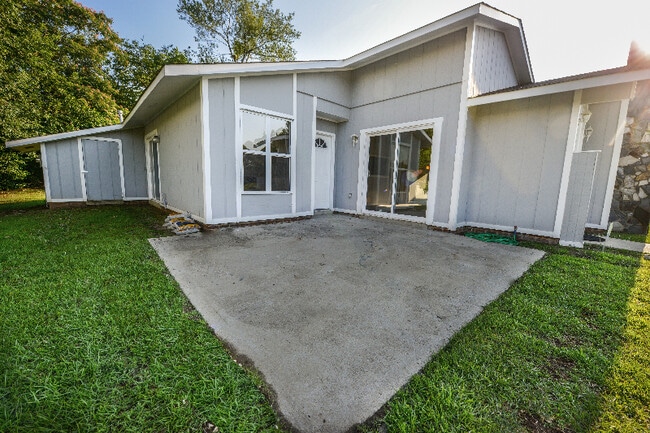 Photo - 7117 Tollhouse Dr