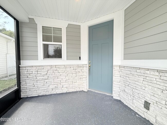 Photo - 878 Cedar Slough Dr