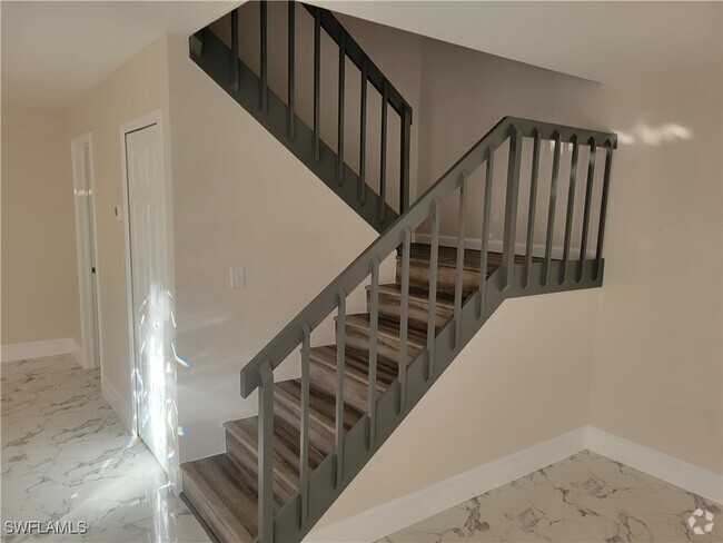 Building Photo - 12350 Woodrose Ct Rental