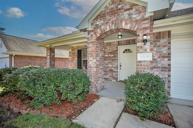 Photo - 5008 Blanco Dr
