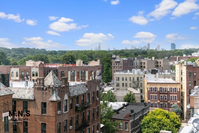 Building Photo - 39 E 21st St Rental