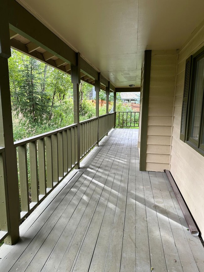 Photo - Kempton Hills 3 Bedroom/2.75 Bath Home with Sauna!